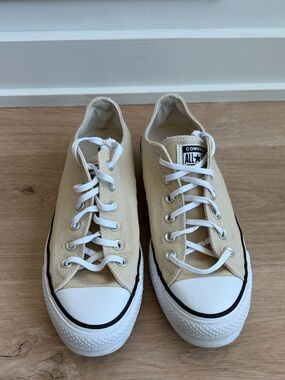 Converse Chuck Taylor All Star Low Beige Canvas Sneakers Size 9 Women